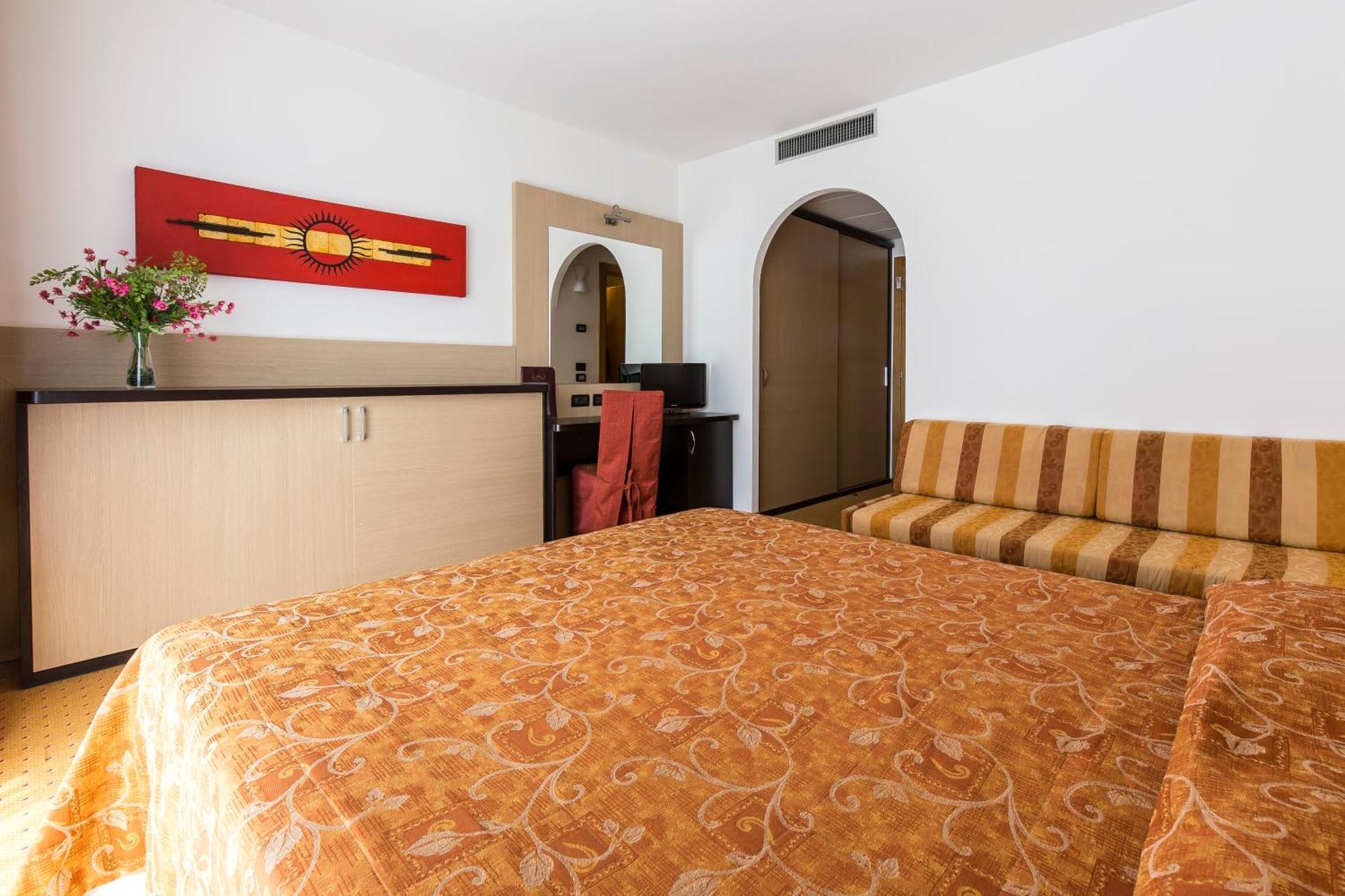 Hotel Olympus كاوْرلي المظهر الخارجي الصورة