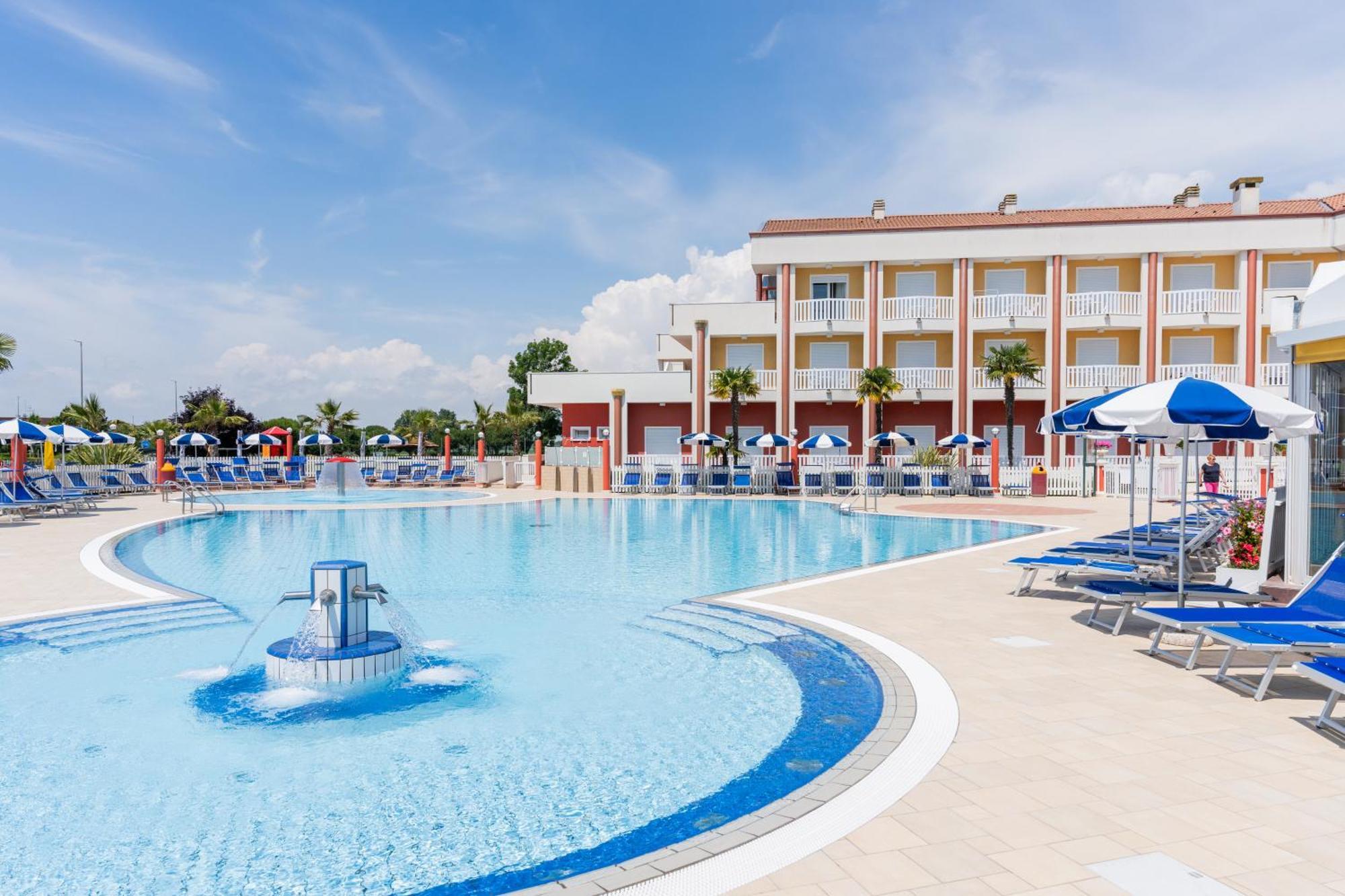 Hotel Olympus كاوْرلي المظهر الخارجي الصورة