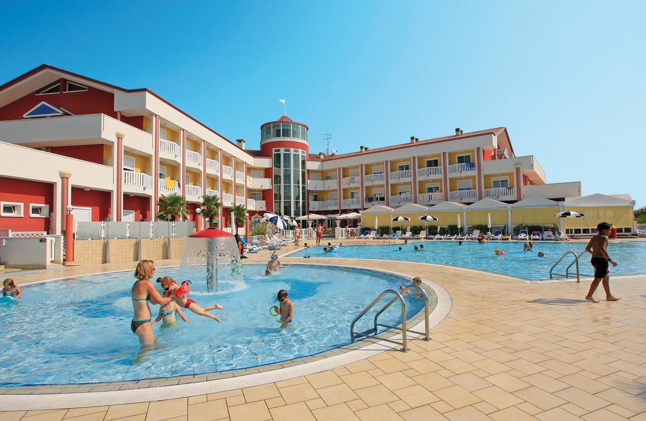 Hotel Olympus كاوْرلي المظهر الخارجي الصورة